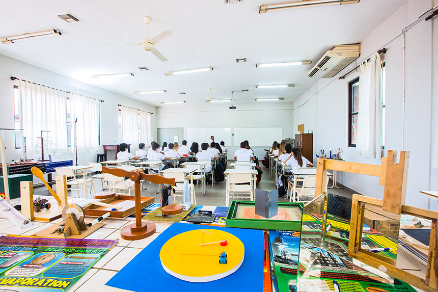LABORATORIOS